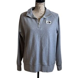 THE NORTH FACE Womens Quarter Zip Sweatshirt